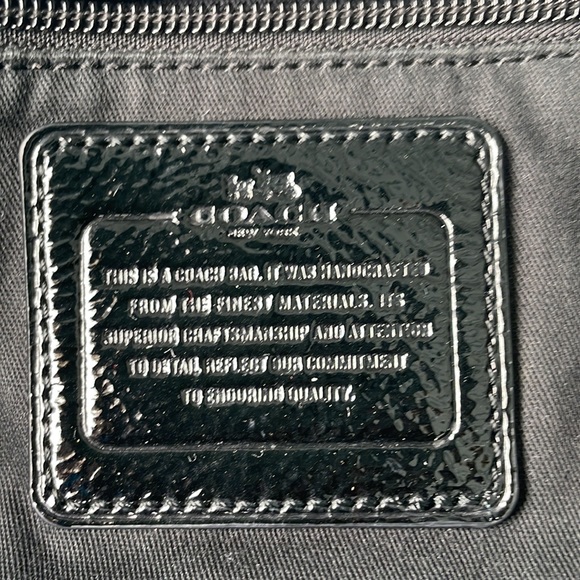 Coach tote in black - Picture 3 of 7